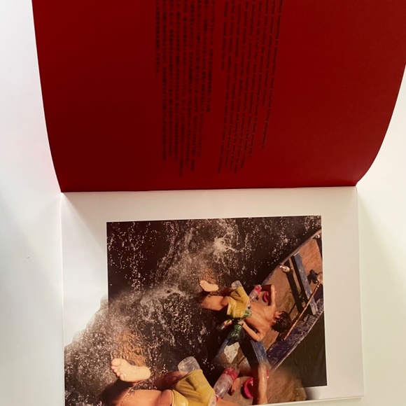 Comme des Garçons 2023AW photo Book collection - Picture 2 of 2